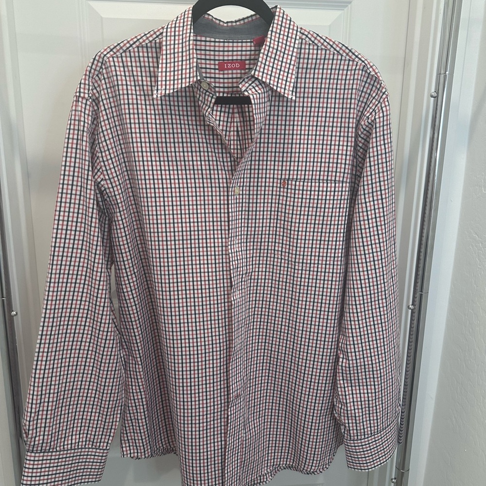 Izod Men's Red and Blue Plaid Button-Down Shirt